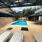 Leton Kleo - Center Kalkan