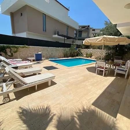 Leton Kleo - Center Villa Kalkan