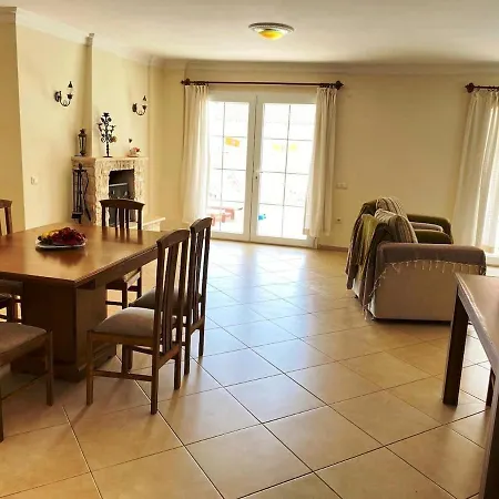 Leton Kleo - Center * Kalkan